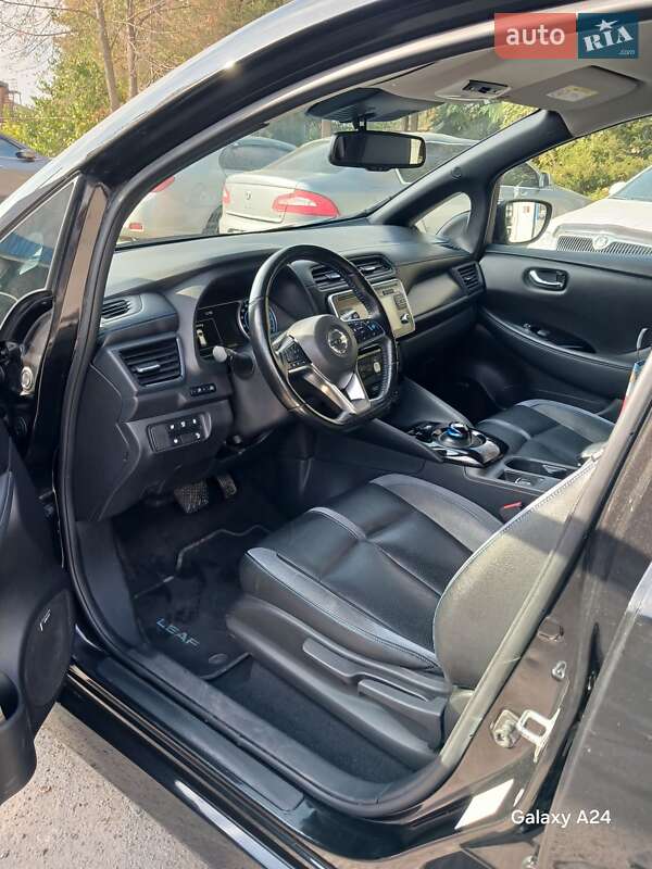 Хэтчбек Nissan Leaf 2019 в Кривом Роге фото 7 Хэтчбек Nissan Leaf 2019 в Кривом Роге
