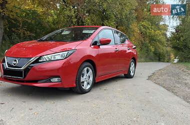 Хэтчбек Nissan Leaf 2020 в Львове