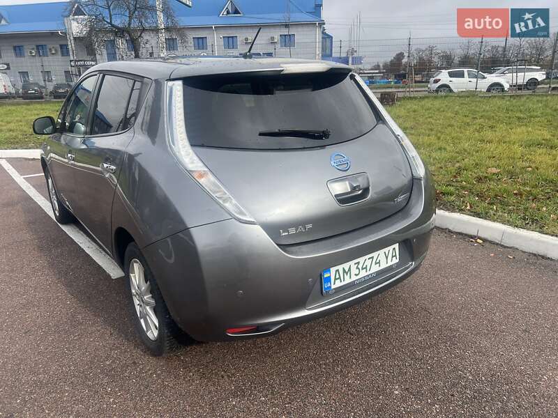 Хетчбек Nissan Leaf 2014 в Житомирі