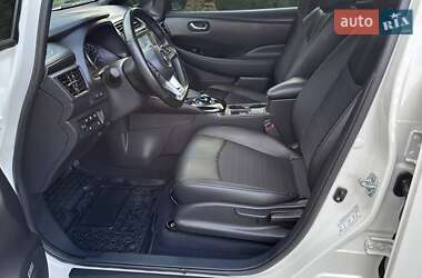Хэтчбек Nissan Leaf 2020 в 