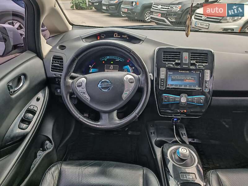 Хетчбек Nissan Leaf 2016 в Харкові