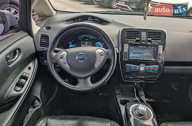 Хэтчбек Nissan Leaf 2016 в 