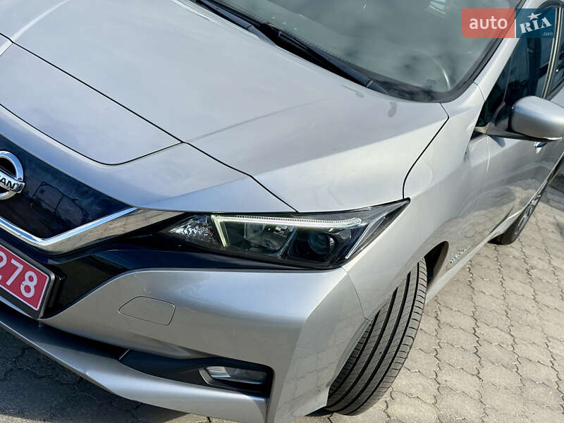 Хетчбек Nissan Leaf 2018 в Дніпрі фото 4 Хетчбек Nissan Leaf 2018 в Дніпрі