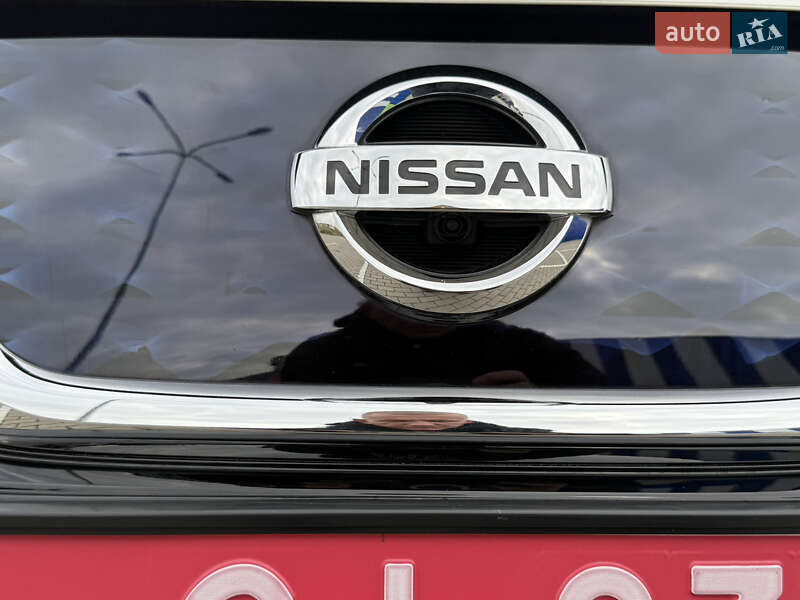 Хетчбек Nissan Leaf 2020 в Дубні