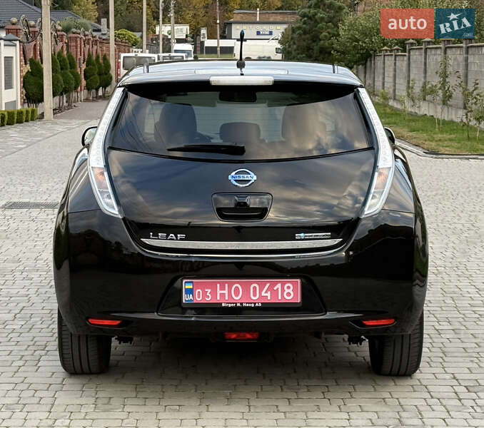 Хэтчбек Nissan Leaf 2014 в Ровно