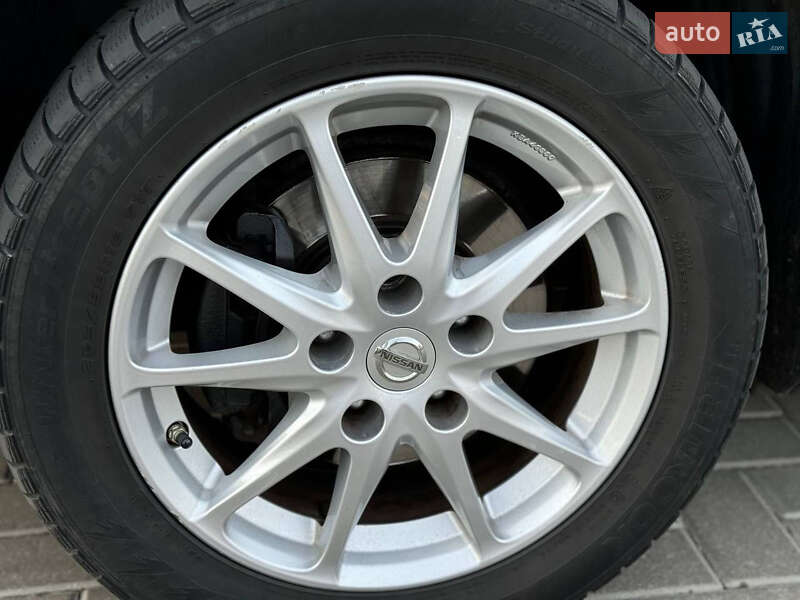 Хэтчбек Nissan Leaf 2014 в Житомире фото 10 Хэтчбек Nissan Leaf 2014 в Житомире