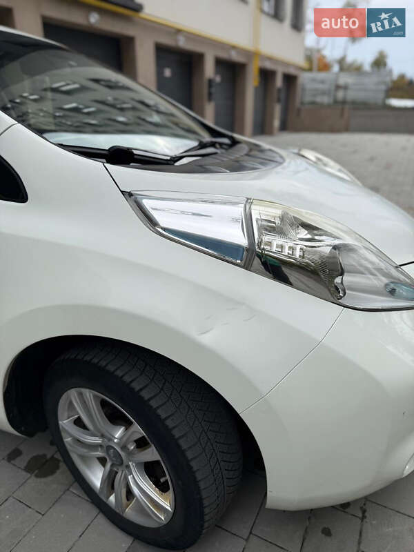 Хэтчбек Nissan Leaf 2014 в Тернополе