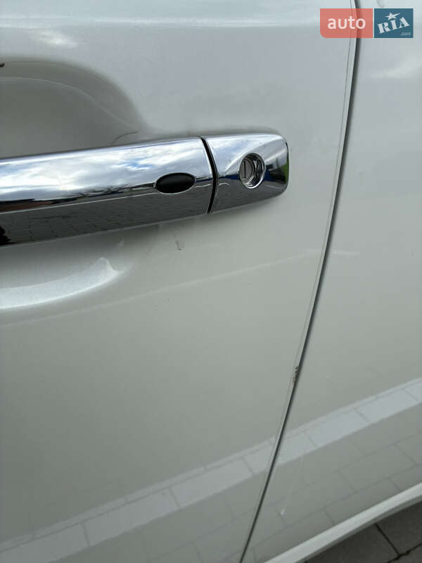 Хэтчбек Nissan Leaf 2021 в Киеве фото 22 Хэтчбек Nissan Leaf 2021 в Киеве