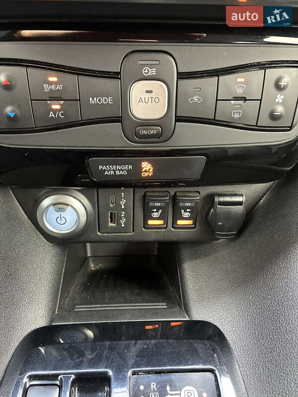 Хэтчбек Nissan Leaf 2021 в Киеве фото 26 Хэтчбек Nissan Leaf 2021 в Киеве