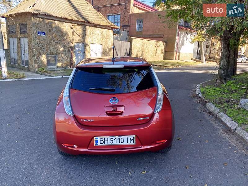 Хэтчбек Nissan Leaf 2013 в Белгороде-Днестровском фото 4 Хэтчбек Nissan Leaf 2013 в Белгороде-Днестровском