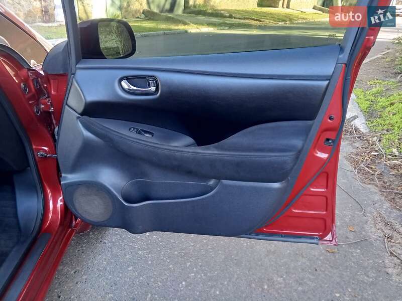Хэтчбек Nissan Leaf 2013 в Белгороде-Днестровском фото 37 Хэтчбек Nissan Leaf 2013 в Белгороде-Днестровском
