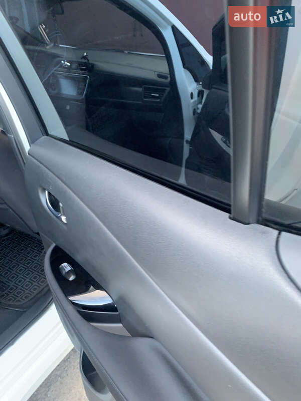 Хетчбек Nissan Leaf 2018 в Львові