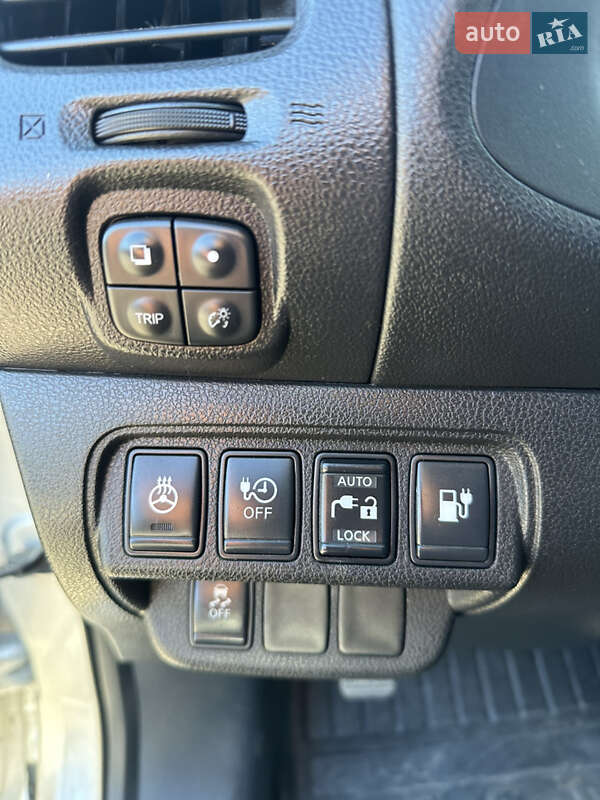 Хетчбек Nissan Leaf 2015 в Чернівцях фото 7 Хетчбек Nissan Leaf 2015 в Чернівцях