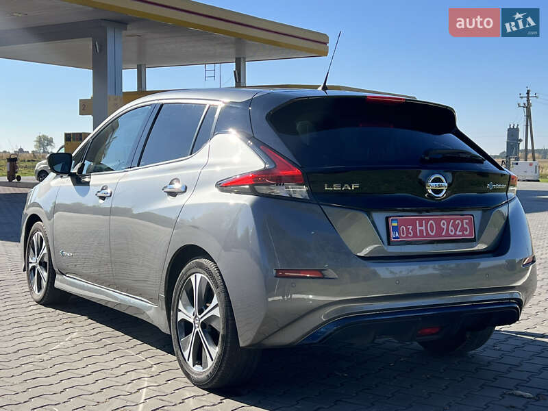 Хетчбек Nissan Leaf 2018 в Луцьку