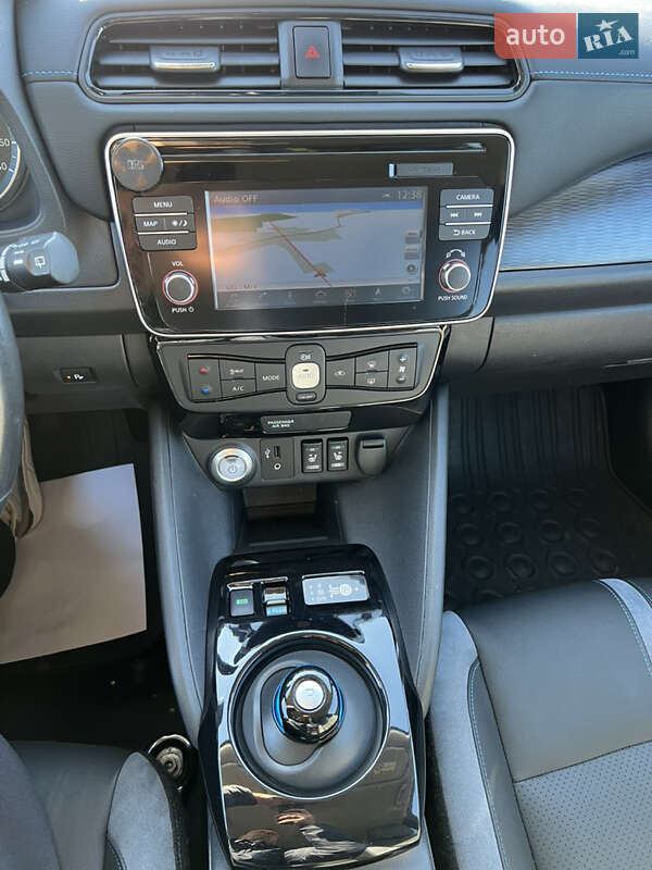 Хетчбек Nissan Leaf 2018 в Луцьку