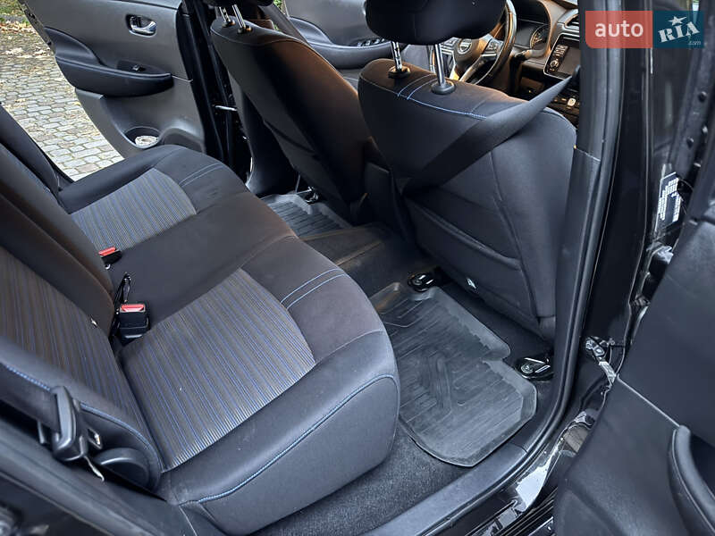 Хэтчбек Nissan Leaf 2018 в Дрогобыче