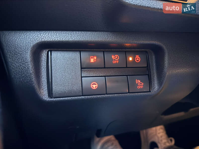 Хэтчбек Nissan Leaf 2018 в Дрогобыче