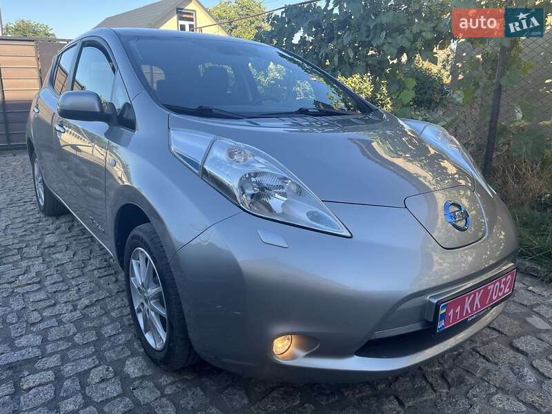 Хэтчбек Nissan Leaf 2015 в Первомайске