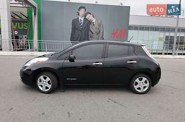 Хетчбек Nissan Leaf 2016 в Києві