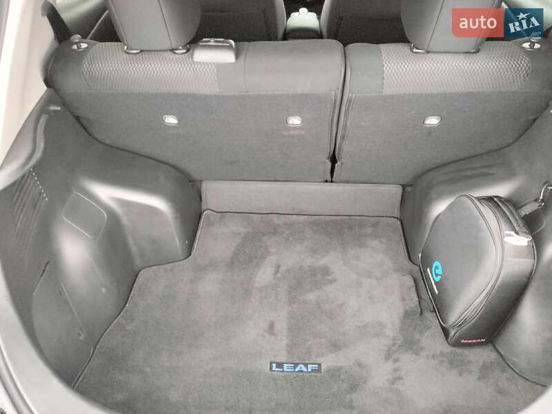 Хетчбек Nissan Leaf 2016 в Києві фото 12 Хетчбек Nissan Leaf 2016 в Києві