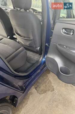 Хэтчбек Nissan Leaf 2020 в 