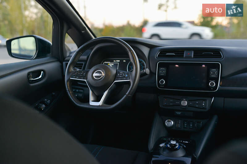 Хэтчбек Nissan Leaf 2023 в Турийске фото 43 Хэтчбек Nissan Leaf 2023 в Турийске