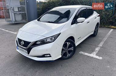 Хэтчбек Nissan Leaf 2019 в Ужгороде Хэтчбек Nissan Leaf 2019 в Ужгороде