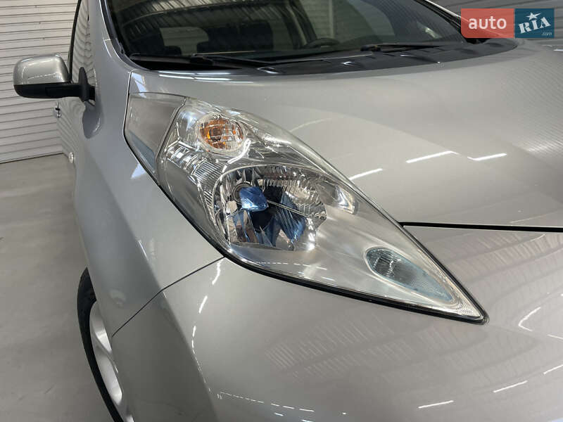 Хэтчбек Nissan Leaf 2013 в Стрые фото 21 Хэтчбек Nissan Leaf 2013 в Стрые