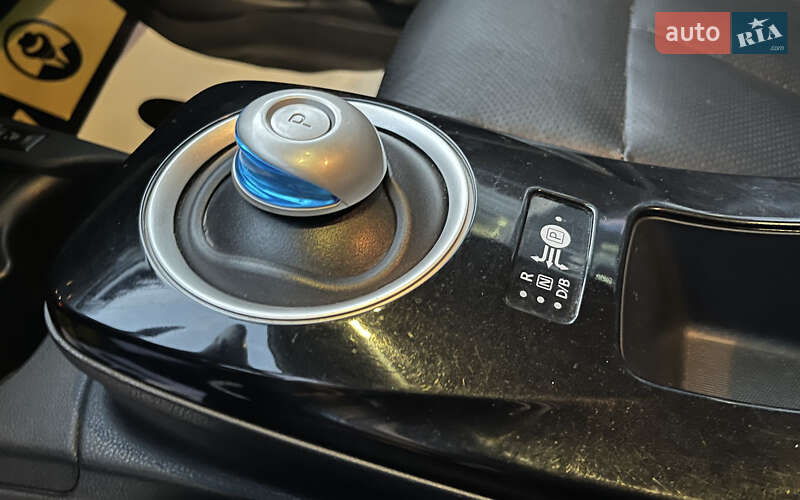 Хэтчбек Nissan Leaf 2014 в Стрые