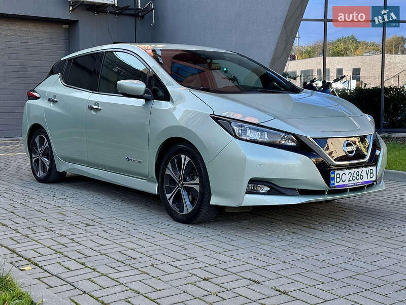 Хетчбек Nissan Leaf 2018 в Львові фото Хетчбек Nissan Leaf 2018 в Львові