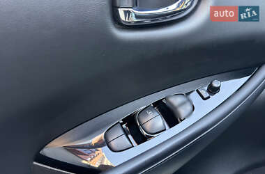 Хэтчбек Nissan Leaf 2018 в 
