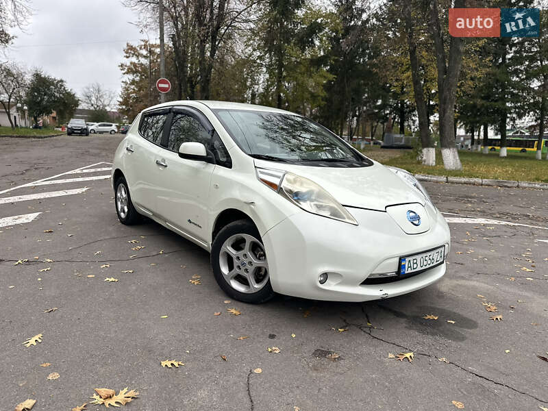 Хетчбек Nissan Leaf 2012 в Вінниці