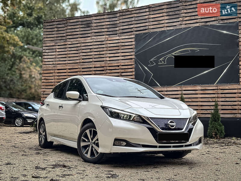 Хетчбек Nissan Leaf 2021 в Бродах