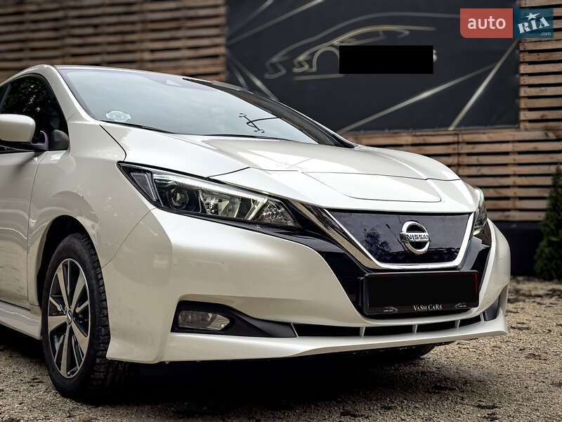 Хетчбек Nissan Leaf 2021 в Бродах