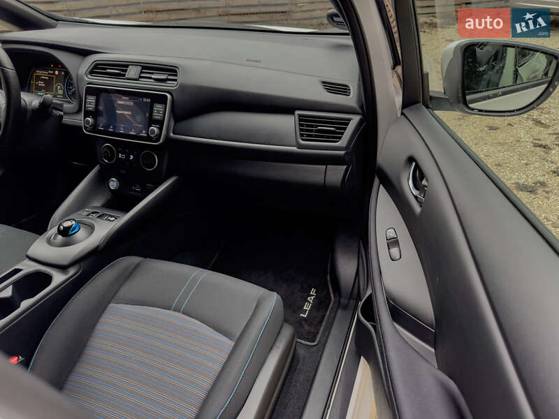 Хетчбек Nissan Leaf 2021 в Бродах