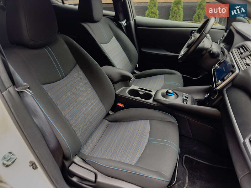 Хетчбек Nissan Leaf 2021 в Бродах