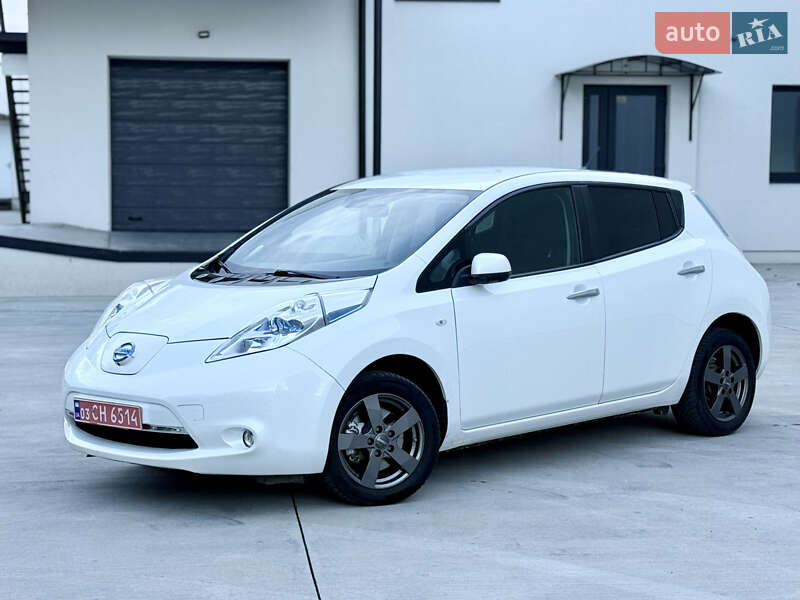 Хэтчбек Nissan Leaf 2014 в Луцке