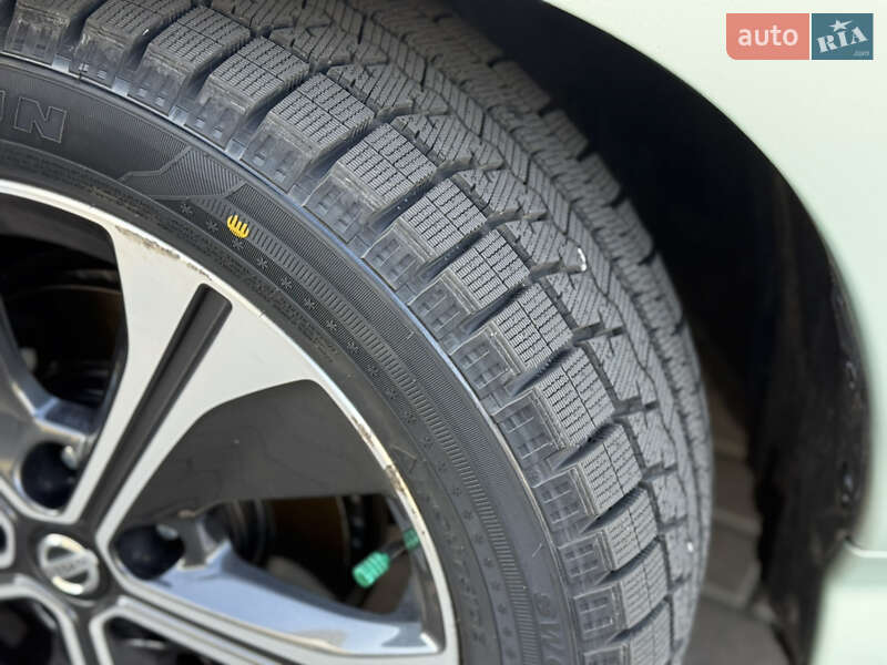 Хэтчбек Nissan Leaf 2019 в Ровно