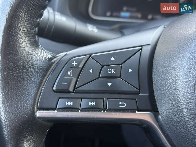 Хэтчбек Nissan Leaf 2019 в Ровно