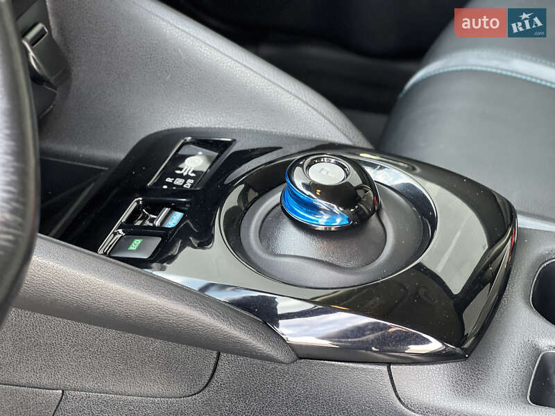 Хэтчбек Nissan Leaf 2019 в Луцке