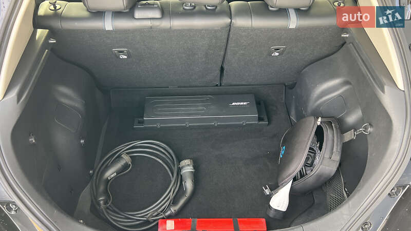 Хэтчбек Nissan Leaf 2019 в Луцке