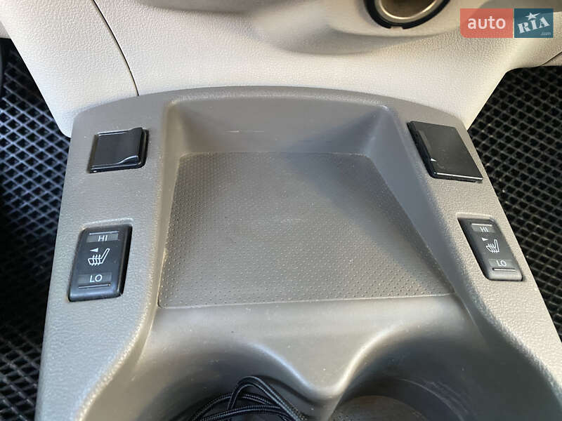 Хэтчбек Nissan Leaf 2014 в Кропивницком фото 24 Хэтчбек Nissan Leaf 2014 в Кропивницком