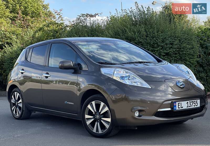 Хэтчбек Nissan Leaf 2016 в Тернополе
