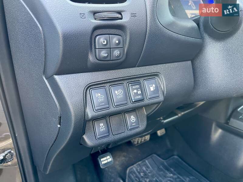 Хэтчбек Nissan Leaf 2016 в Тернополе