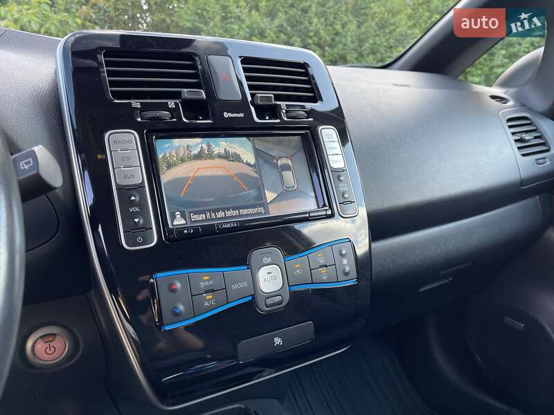 Хэтчбек Nissan Leaf 2016 в Тернополе