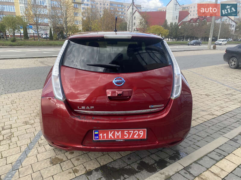 Хэтчбек Nissan Leaf 2014 в Ивано-Франковске