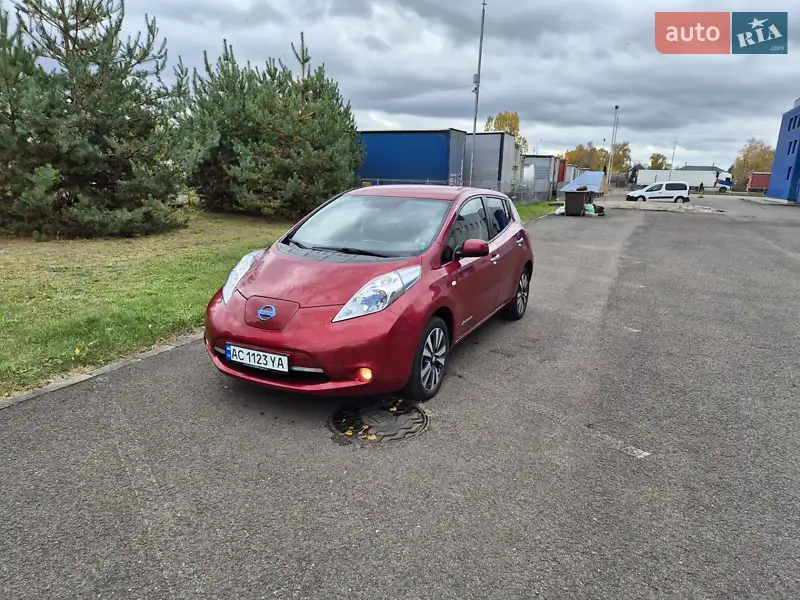 Nissan Leaf 2014
