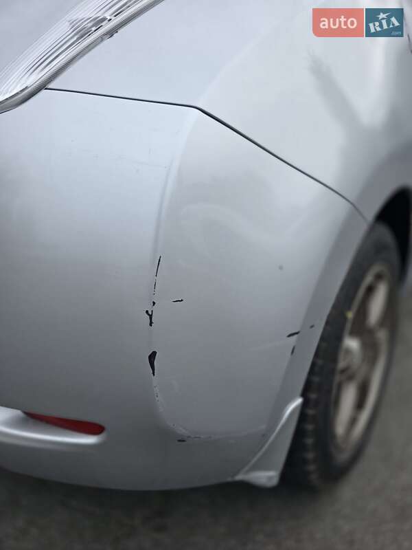 Хэтчбек Nissan Leaf 2015 в Одессе