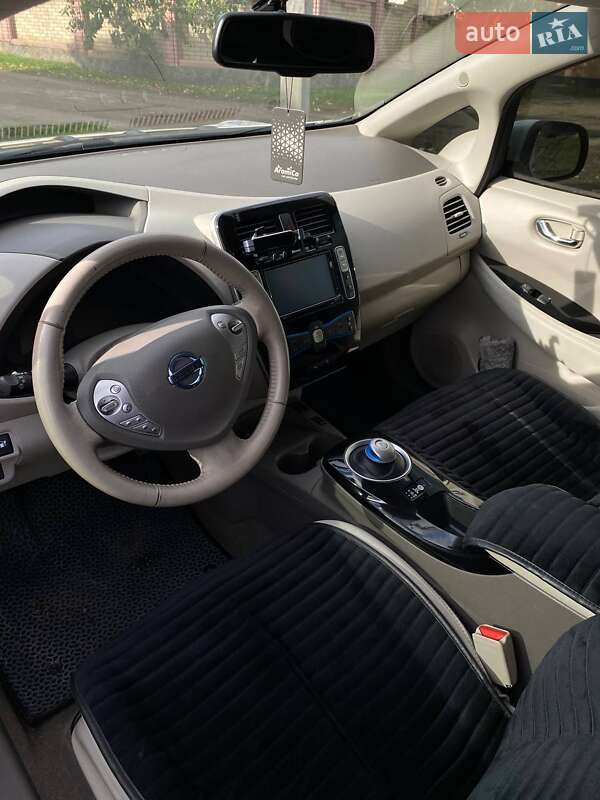 Хетчбек Nissan Leaf 2014 в Чернівцях фото 20 Хетчбек Nissan Leaf 2014 в Чернівцях