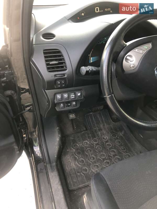 Хетчбек Nissan Leaf 2014 в Тернополі